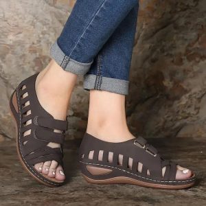 Large-size women's wedge sandals